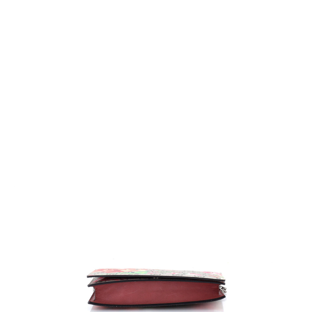 Gucci Chain Wallet - Picture 4 of 7